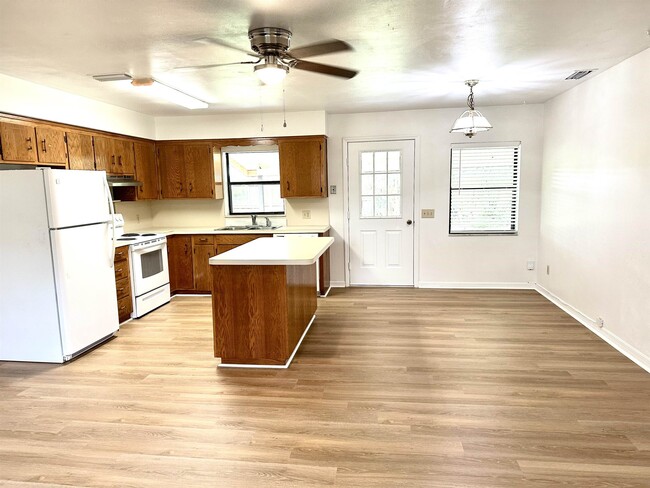 Photo - 120 Vassar Rd