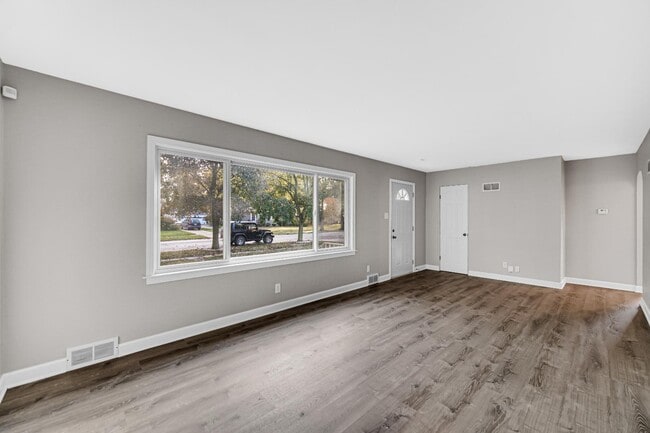 Photo - 3317 Franklin St