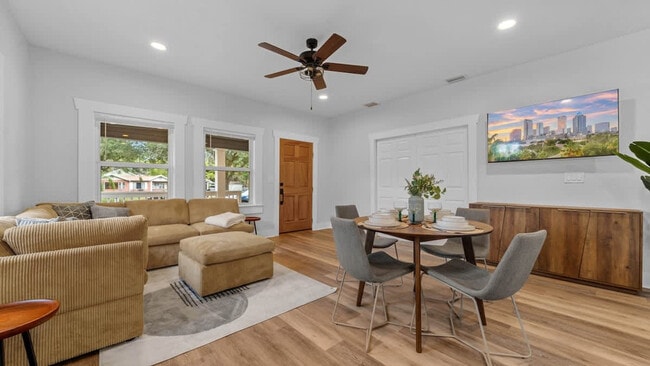 Photo - 1007 E Comanche Ave Apartamento Unidad ID1271937P