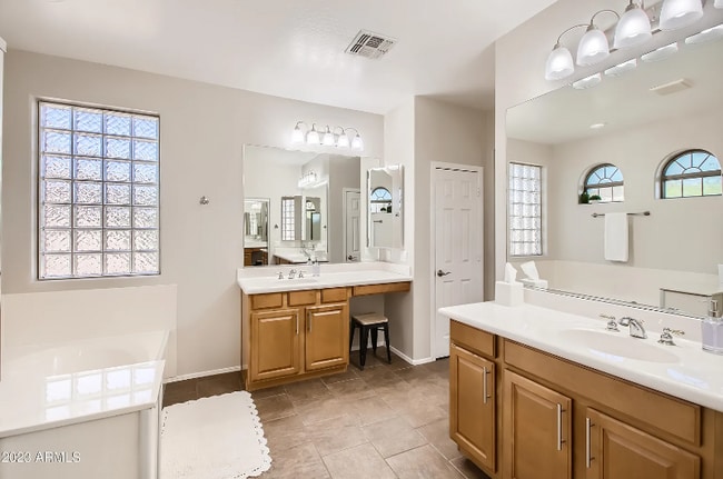 Photo - 8370 W Spur Dr House
