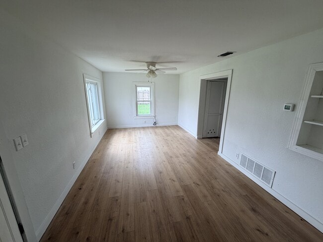 Photo - 421 N Archer St