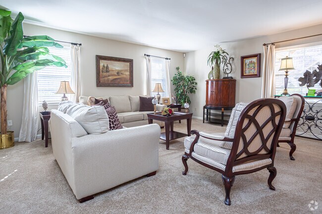 3 BR, 2 BA - 1525 SF
