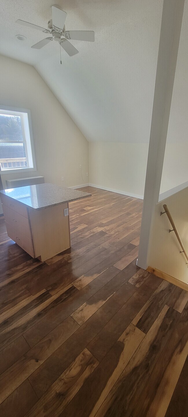 Photo - 77 Belmont Rd Unidad Apt # 3
