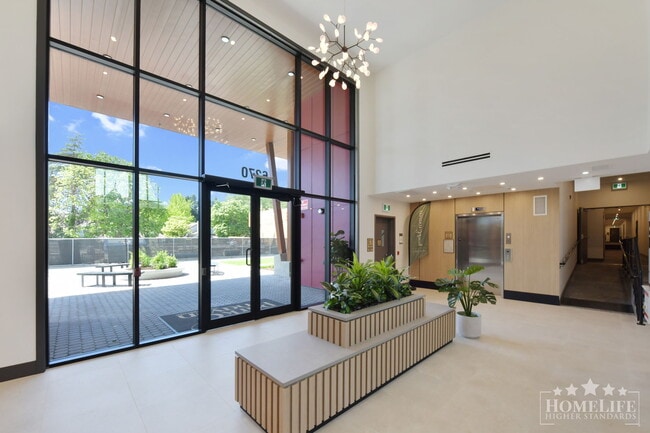 Photo - Stunning 1 Bed + den, 1 Bath Condo for Rent in Clayton Heights, Surrey Unit 519