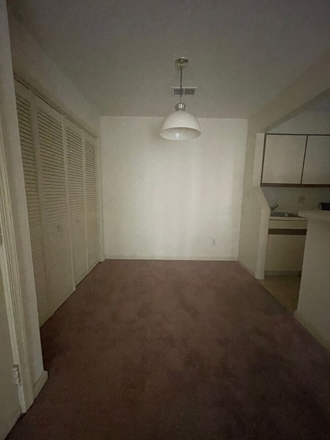 Photo - 15 Davenport Ct