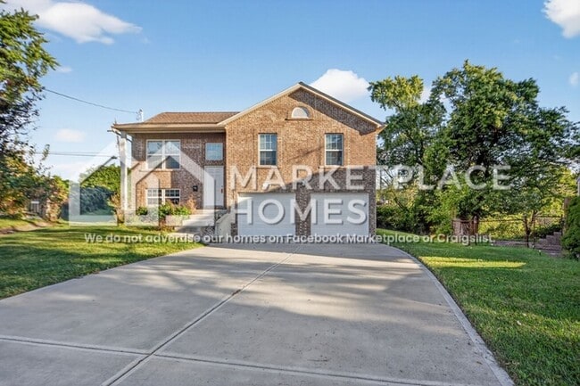 Building Photo - 3518 Alpha Ct