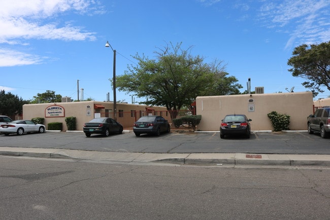 115 Glorieta, St NE, Albuquerque, NM, 87123 - Glorieta Apts