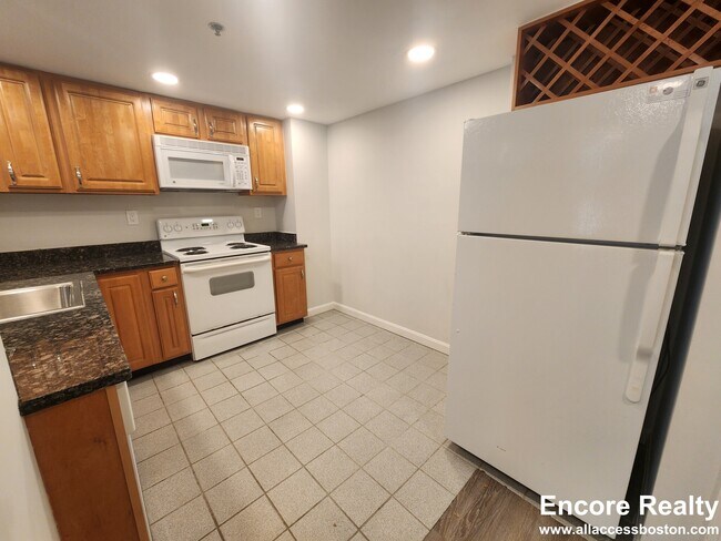 Photo - 24 Queensberry St Unidad B