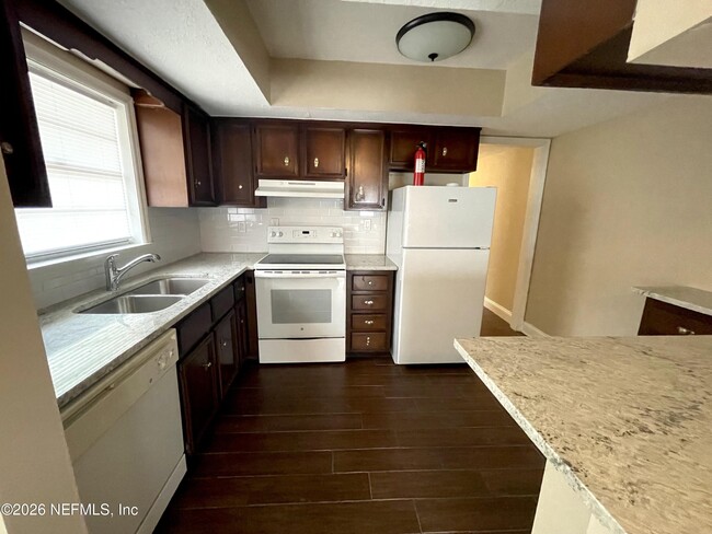 Photo - 2226 Leon Rd