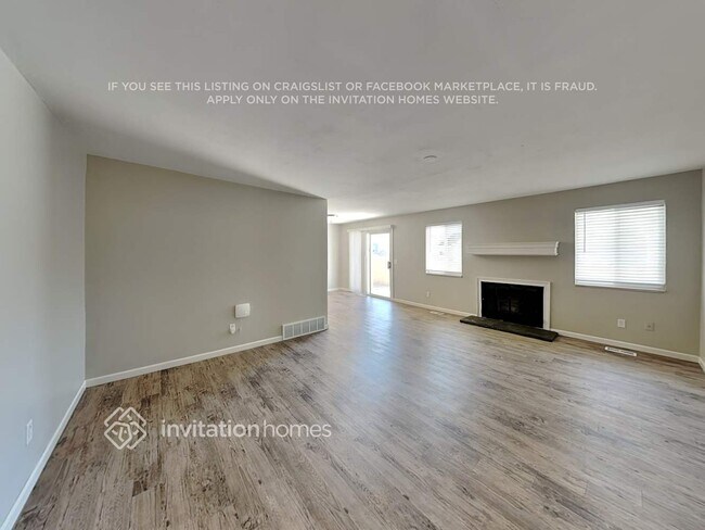 Photo - 2933 S Argonne St