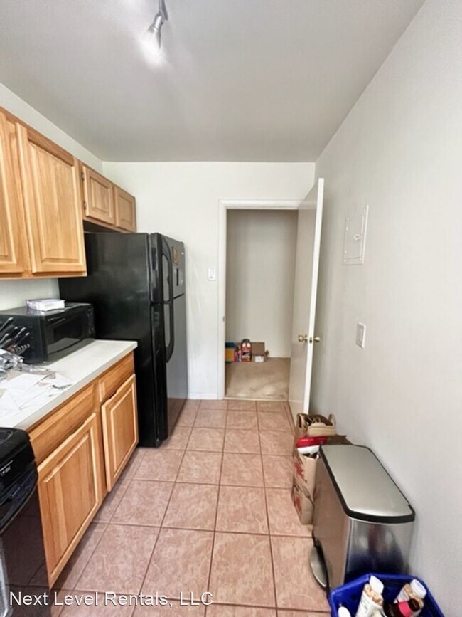 Photo - 1 br, 1 bath House - 10618 Kenilworth Ave ...