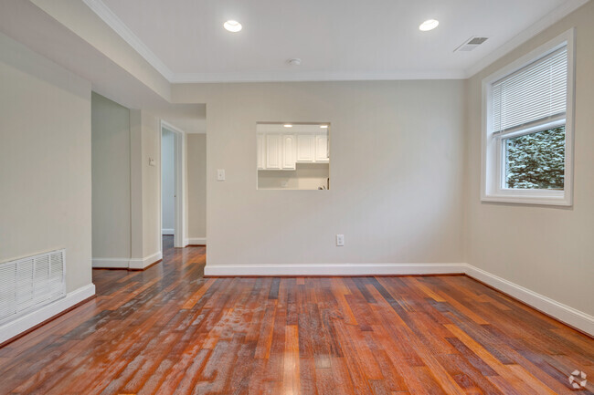 Building Photo - 3870 9th St SE Unit 202 Rental