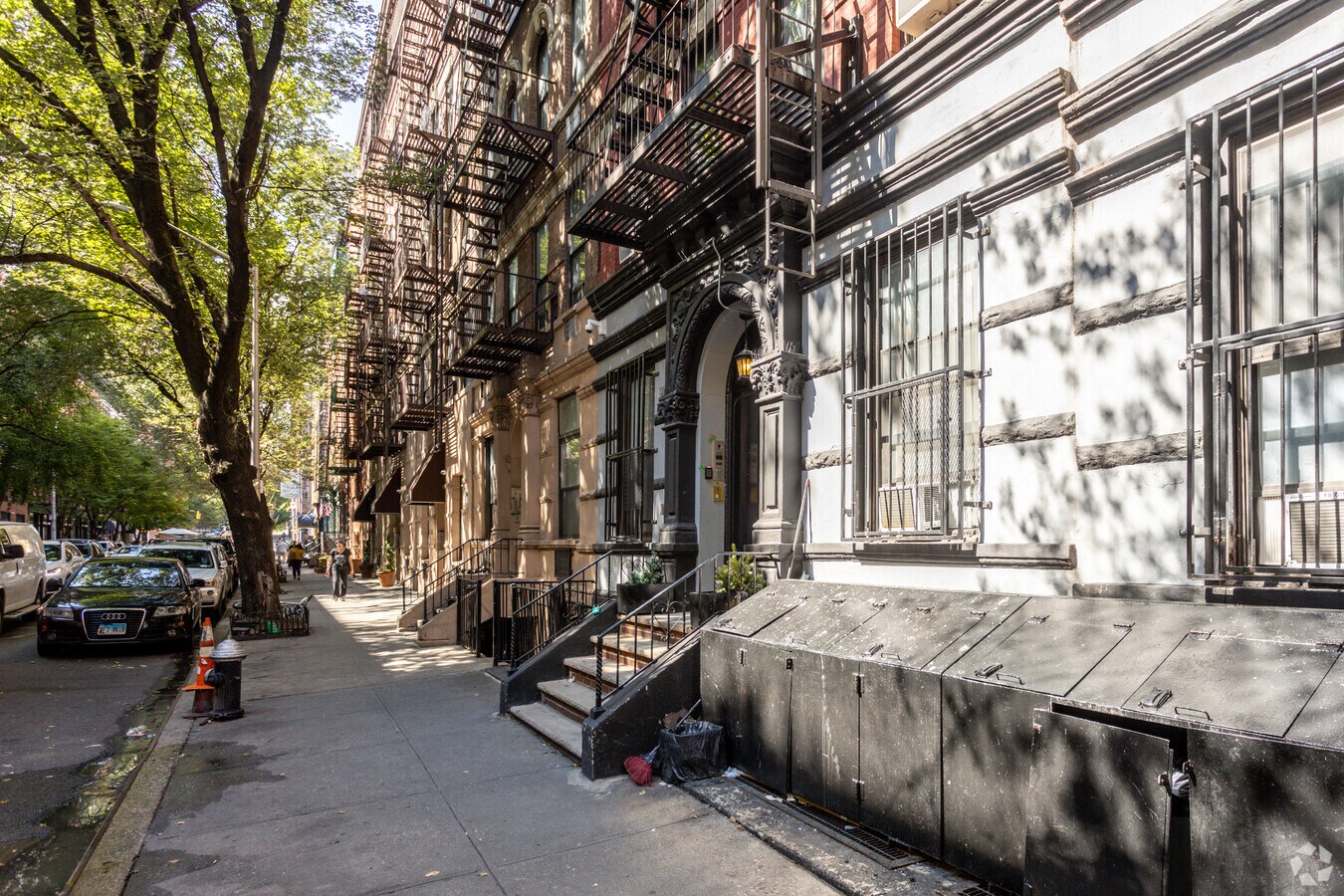 Photo - 331 E 92nd St