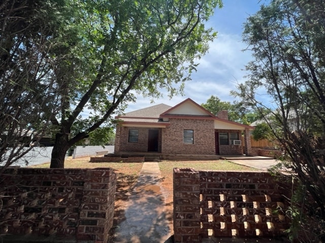 Photo - 612 Pecan St