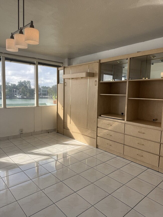 Photo - 6484 Indian Creek Dr Unit 226