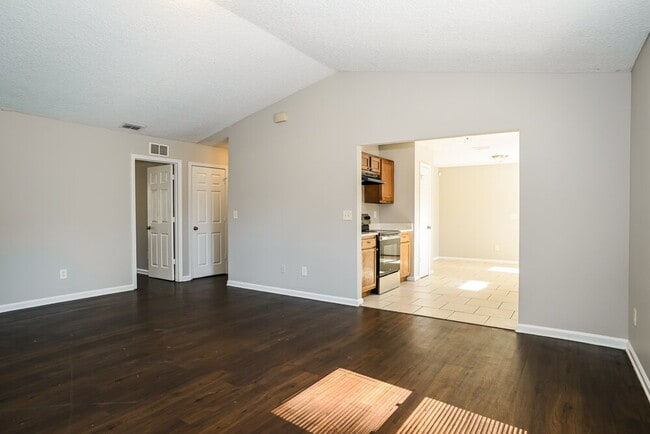 Photo - 9105 11th Ave