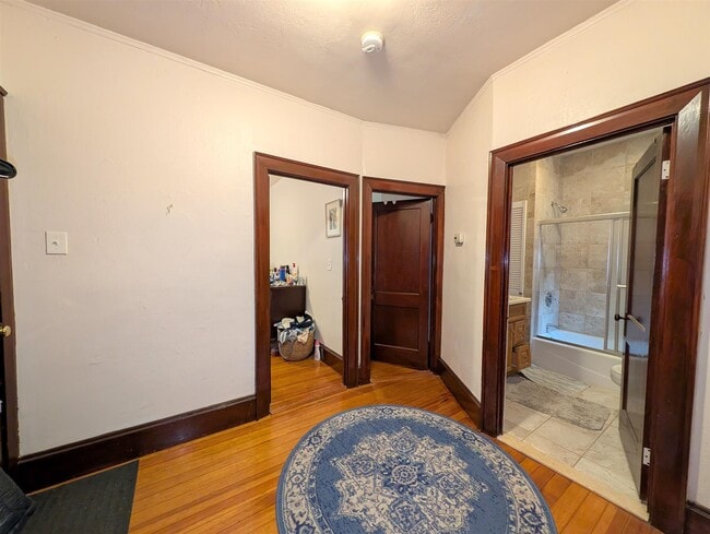 Photo - 14 Chandler St Unit 1