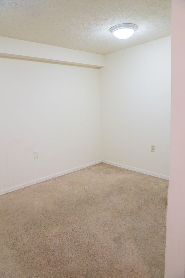 Photo - 1669-1675 Summit Street