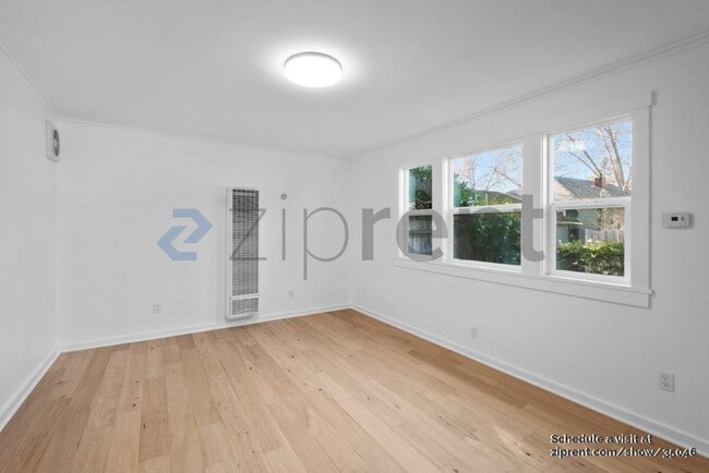 Photo - 430 Goodman Ave