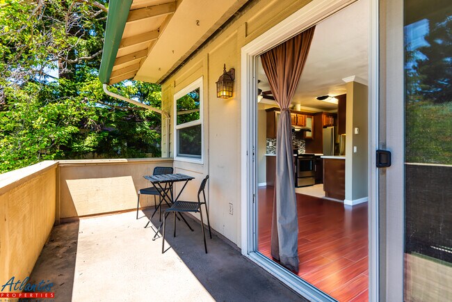 Photo - 787 N Fair Oaks Ave Unidad 2