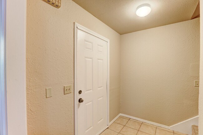 Photo - Cozy Duplex for Rent!