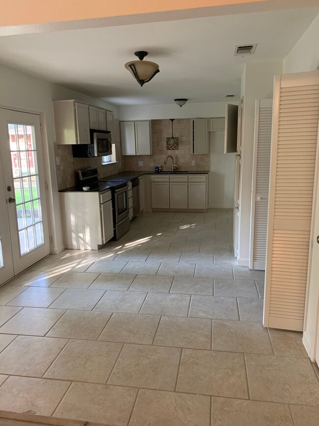 Photo - 9720 Leland Ln