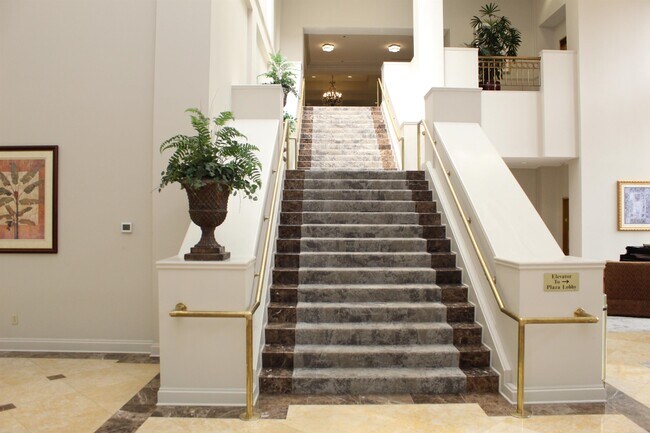 Photo - 1280 W Peachtree St NW Unit 1011