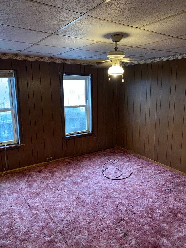 Photo - 334 E 5th St