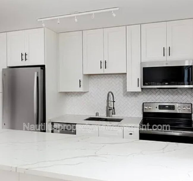 Photo - 825 Balboa Ave Unit 107