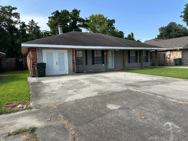 Photo - Spacious, Quiet and Updated 3 Bedroom 2 Bath