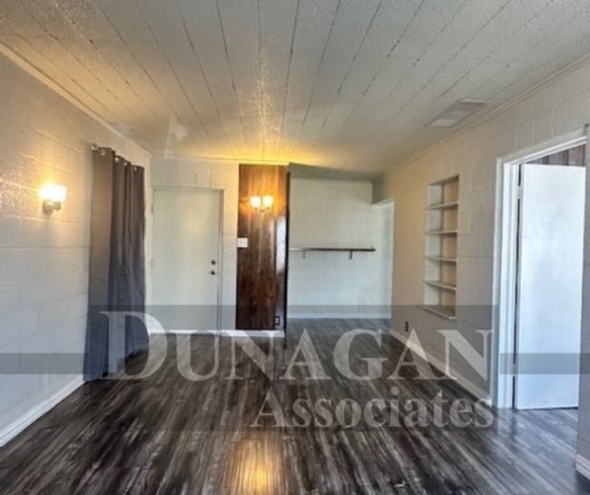 Photo - 207 1/2 N. Alameda St Unit 4