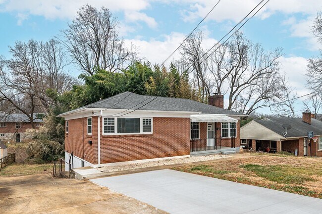 Photo - 4620 Golf Park Dr Unit A