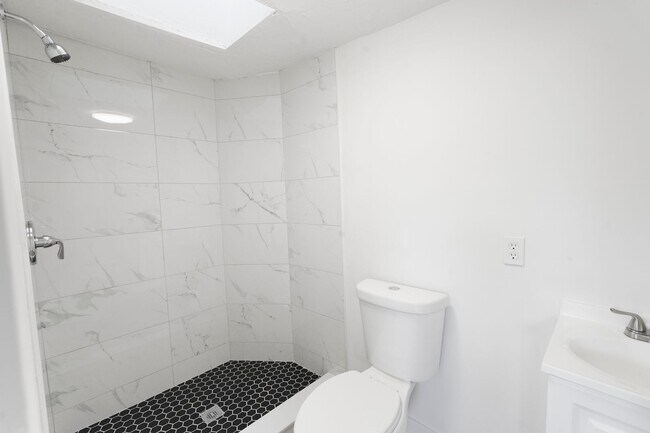 Photo - 22 Florence St Unit 3