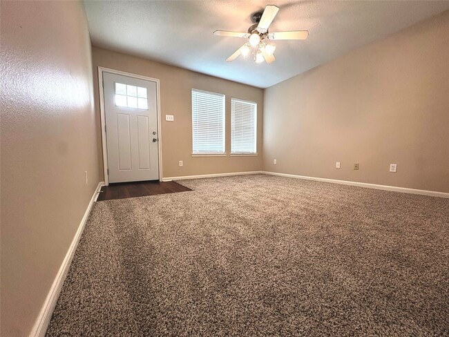Photo - 5525 N Buffalo Cir