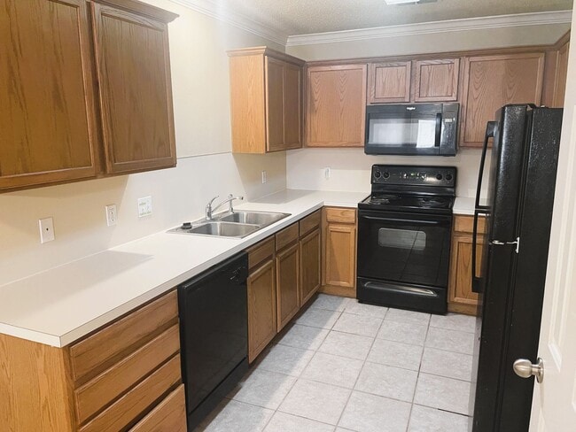 Photo - 802 N Englewood Ave Unit B