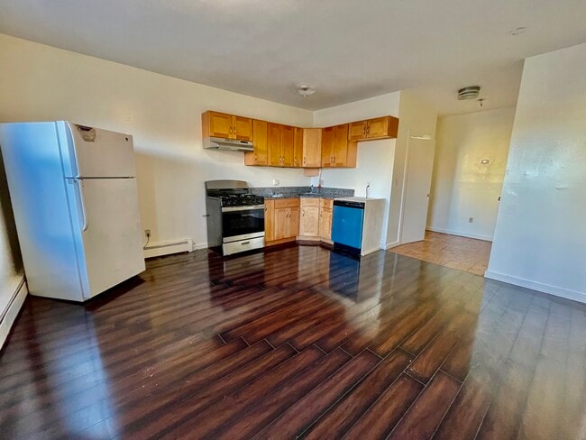 Photo - 1576 Tremont St Unit 2