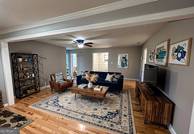 Photo - 1565 Corinth Rd
