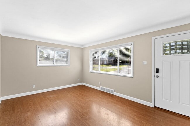 Photo - 855 Teson Rd
