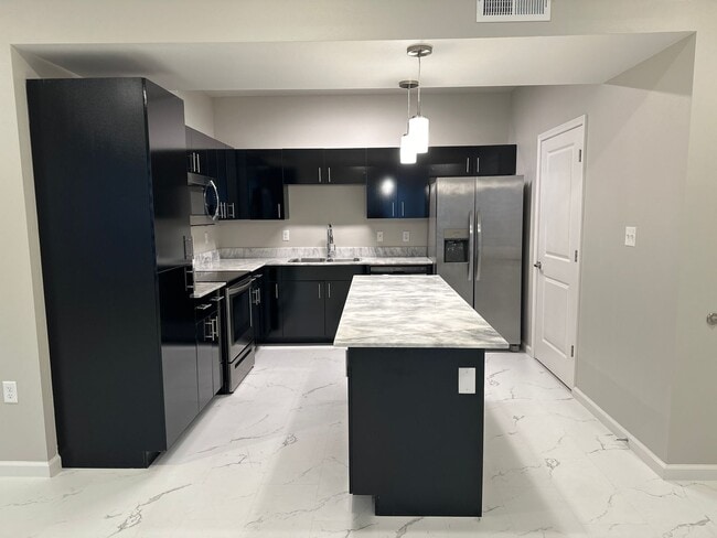 Photo - Hampton Astoria