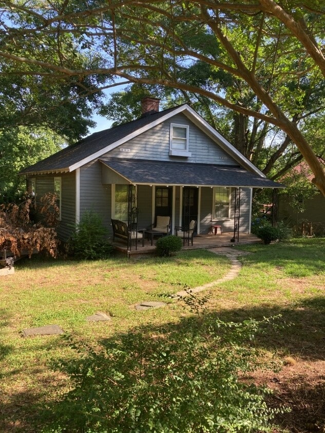 Photo - 422 N Garrett St (Central, SC)
