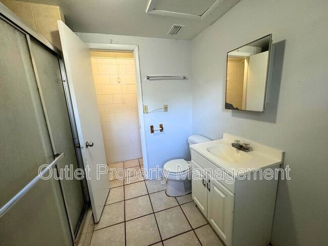 Photo - 1217 Gay St Unit 1217GES-B
