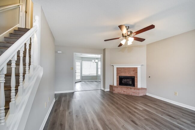 Photo - 4404 Shadow Ridge Dr