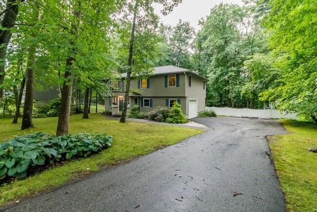 Photo - 13 Westwood St
