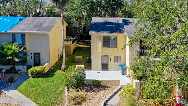 Building Photo - 9027 Pebble Creek Dr Rental