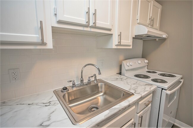 Photo - Gateway Pointe Senior Apartments 55+