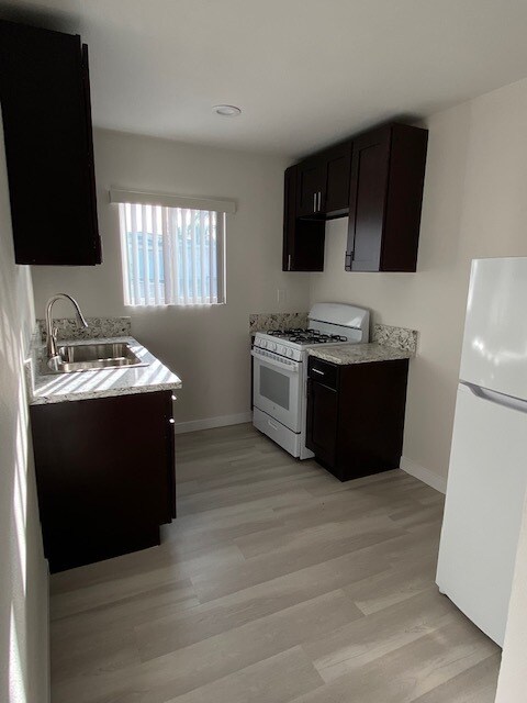 Photo - Astro Vista Apartments