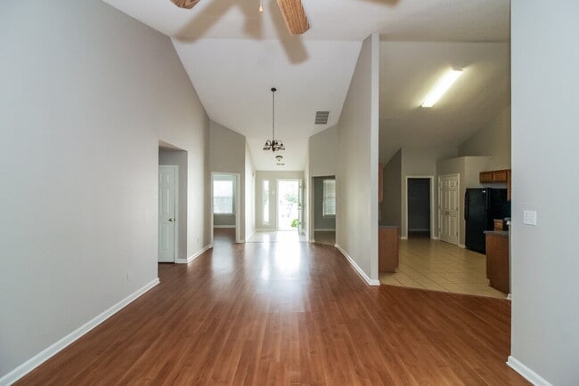 Photo - 65 Arborlon Cove