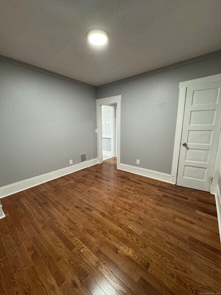 Photo - 232 View St Unit 3