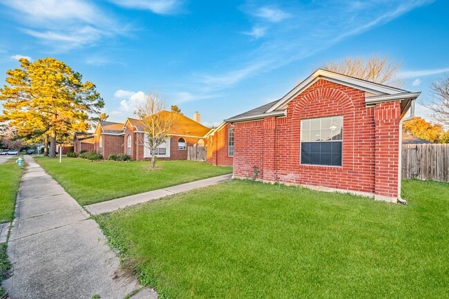 Building Photo - 6434 Bosley Ln