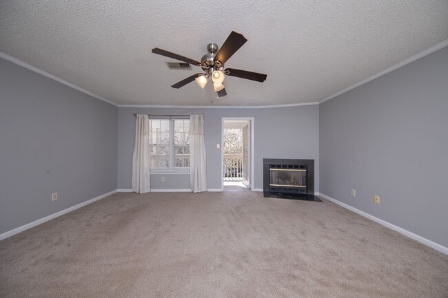 Photo - 109 Stratford Dr